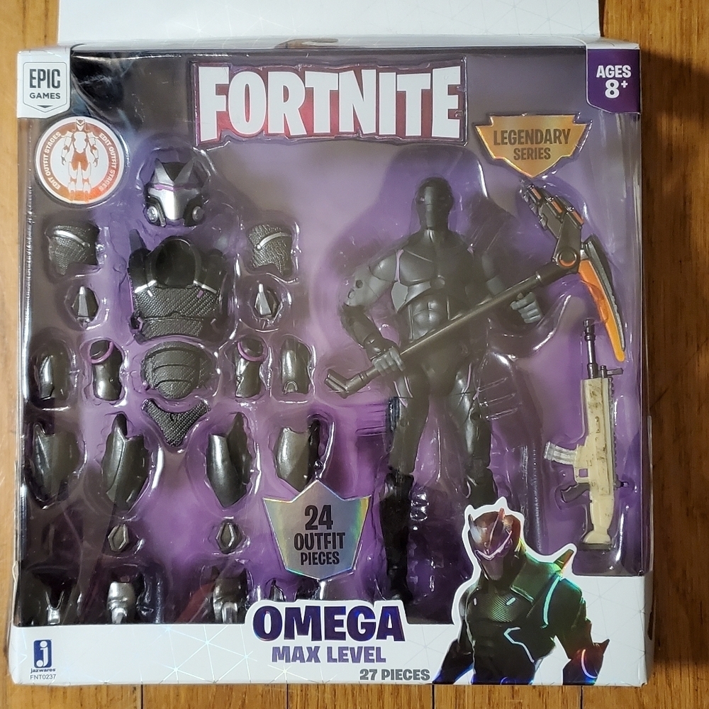 Fortnite Omega Max Level Action Figure - Picture 5 of 7